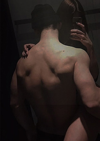 ����H��